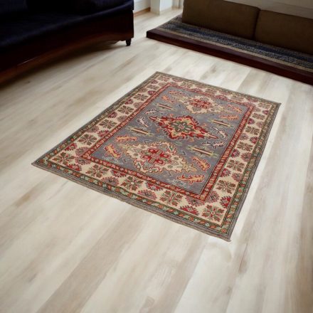 Koberec Kazak 125x186 ručně vázaný orientální koberec