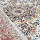 Perský koberec Nain béžový 150x225 luxusní koberec z akrylu